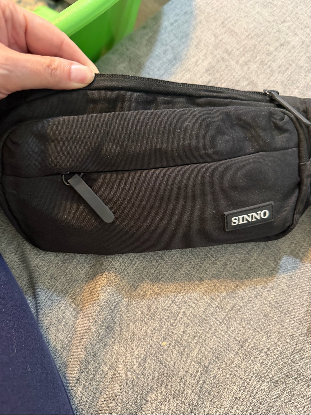 Sinno Black Unisex Waist/Crossbody/Shoulder Belt Bag 3 pockets GUC 13.5” x 4”